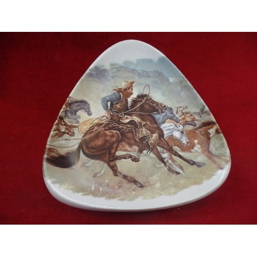 220B - A LARGE RETRO TRIANGULAR ASHTRAY DECORATED WITH A COWBOY SCENE - BY HANCOCK CORFIELD & WALLER LTD - ... 