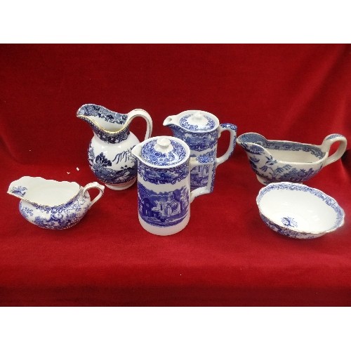 279A - GOOD COLLECTION OF BLUE & WHITE CHINA INC ROYAL DOULTON DICKENS PLATE, ROYAL ALBERT JUG AND BOWL, 2 ... 