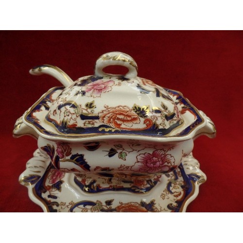 279B - A MASON'S MANDALAY SAUCE TUREEN ON STAND WITH MATCHING LADLE