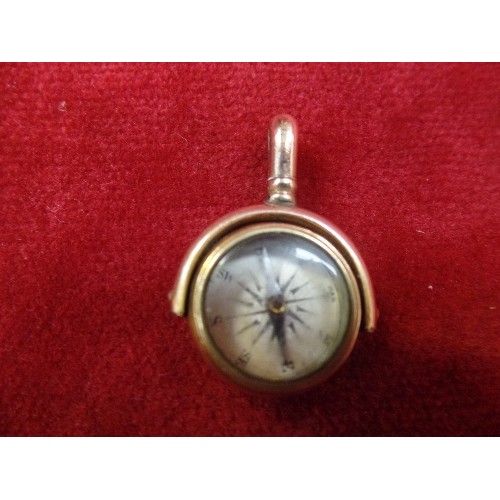 61A - VICTORIAN GOLD-PLATED SWIVEL FOB COMPASS. WITH CARNELIAN STONE IN BACK.