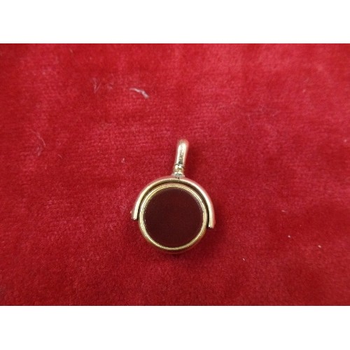 61A - VICTORIAN GOLD-PLATED SWIVEL FOB COMPASS. WITH CARNELIAN STONE IN BACK.