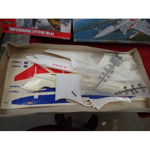 192A - COLLECTION OF VINTAGE MODEL AEROPLANE/OTHER, KITS, AIRFIX SPITFIRE & HARRIER, PLAYFIX BRITISH AIRWAY... 