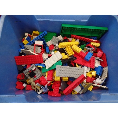 192C - QUANTITY OF VINTAGE LEGO.