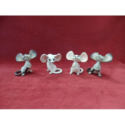 78 - MID-CENTURY 1950'S FAMILY OF NODDING-HEAD MICE.