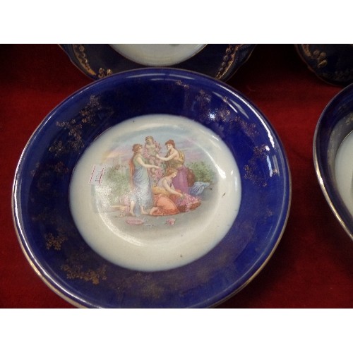 73 - A PAIR OF VINTAGE PLATES WITH FRUIT DESIGN AND NAVY/GOLD BORDER. TOGETHER WITH A PAIR OF SOUP BOWLS ... 