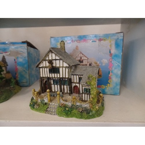 75 - QUANTITY OF 10 X TUDOR, AND OTHER HOUSES. INC 'MERCHANTS HOUSE' 'BLACKSMITH' 'FISHING TACKLE SHOP' E... 