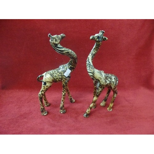 131 - LOVELY GIRAFFE PAIR. DECORATIVE CERAMIC/RESIN BY 'COLLAGE'