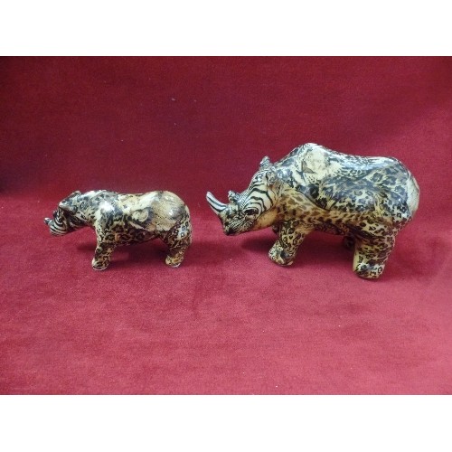 133 - LOVELY RHINO PAIR. DECORATIVE CERAMIC/RESIN BY 'COLLAGE'