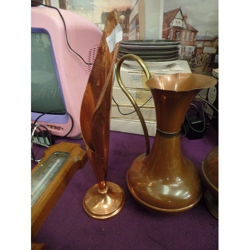 222 - 2 COPPER JUGS, AND A HAMMERED COPPER VASE.