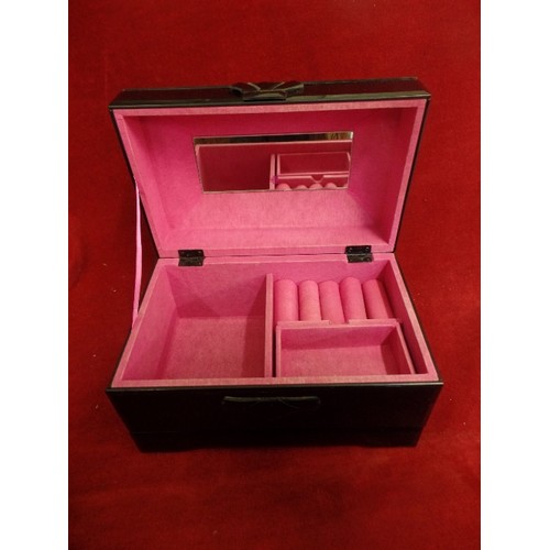 310 - BRICKSON-BEAMON HIGH-GLOSS, BLACK GLASS JEWELLERY BOX. PINK-LINED. GOOD CONDITION.