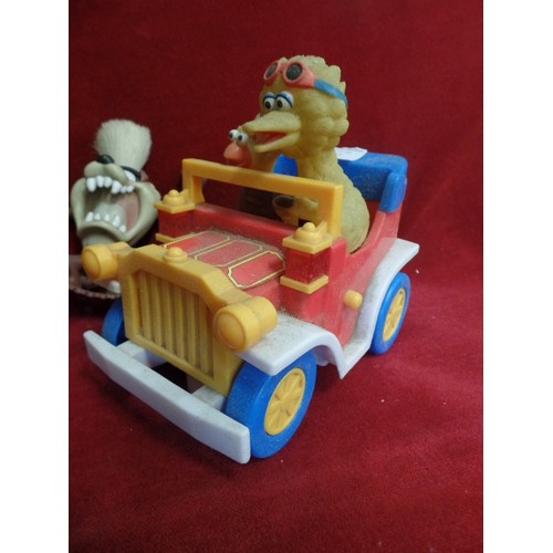 296 - VINTAGE SESAME STREET CAR CONTAINING BIG BIRD & ANOTHER CHARACTER. FISHER-PRICE 'THE CURIOUS LITTLE ... 