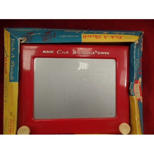 356 - RETRO 'MAGIC ETCH-A-SKETCH' SCREEN. GOSH THIS TAKES YOU BACK!! IN ORIGINAL BOX. BY PETER AUSTIN. TOR... 