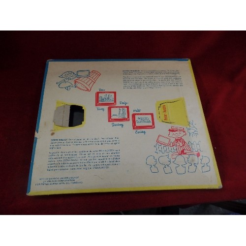 356 - RETRO 'MAGIC ETCH-A-SKETCH' SCREEN. GOSH THIS TAKES YOU BACK!! IN ORIGINAL BOX. BY PETER AUSTIN. TOR... 