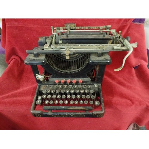 396 - WONDERFUL VINTAGE TYPEWRITER 'REMINGTON STANDARD 10'