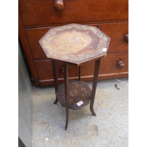 541 - EDWARDIAN CHIP CARVED PLANT STAND SIDE TABLE WITH OCTAGONAL TOP - 62CM