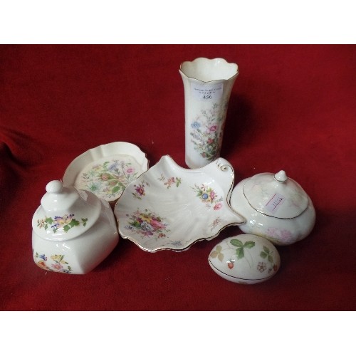 456 - COLLECTION ROYAL WORCESTER, AYNSLEY, TATTON, WEDGWOOD CERAMIC TRINKET BOXES, VASES ETC.