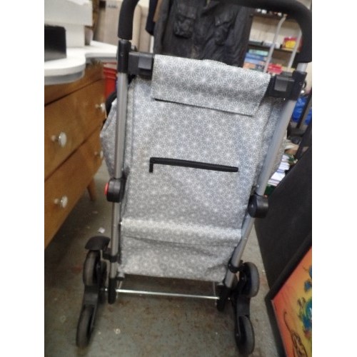 484 - STAIR-CLIMBING SHOPPING TROLLEY. WIPEABLE GREY/WHITE FABRIC. GOOD CLEAN CONDITION