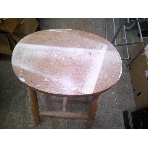 540 - WOODEN OVAL TOPPED STOOL. SHABBY-CHIC PROJECT.