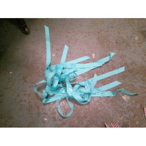 542 - 6 BOXES FULL OF LARGE QUANTITY OF BRAND-NEW CORD TIPPING ROPE CORD WITH STEEL/PLASTIC ENDS. PAPER BR... 