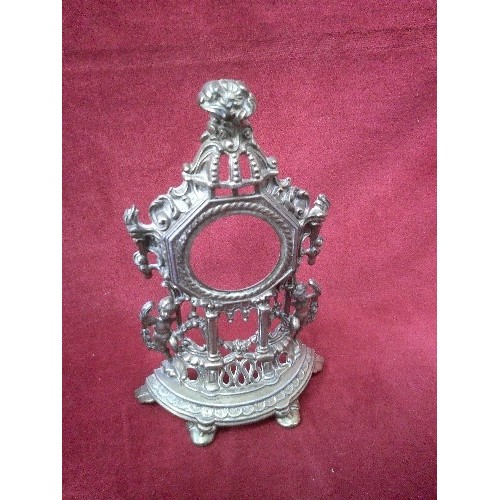 547 - BRASS POCKET WATCH HOLDER/STAND, WITH CHERUB DETAIL. ALSO BRASS 'EMBACING COUPLE' FIGURE, BRASS '3-B... 