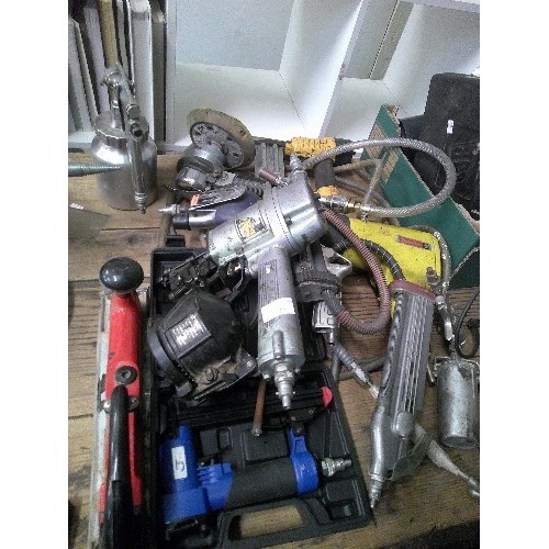 605 - QUANTITY OF AIR TOOLS. HEAVY DUTY NAIL GUN, SANDER, SPRAYERS, STAPLERS ETC