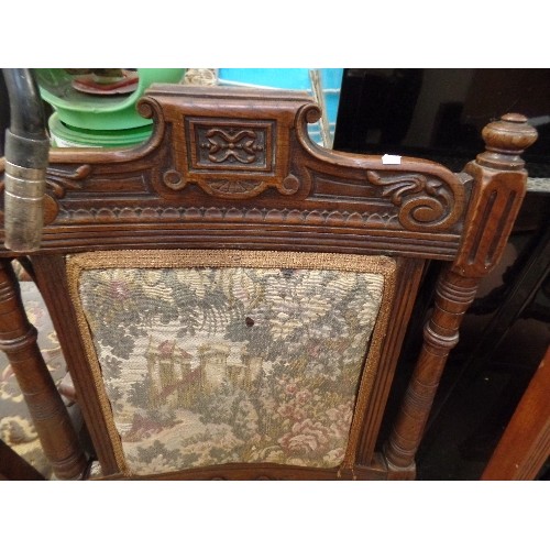 581 - EDWARDIAN OAK FRAMED CHAIR. UPHOLSTERED IN TAPESTRY FABRIC. WITH FRONT CASTERS. ALSO AN EDWARDIAN MA... 