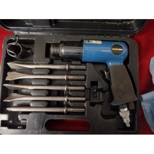 72 - WORKZONE AIR CHISELS. ORIGINAL CARRY CASE AND ATTACHMENTS.