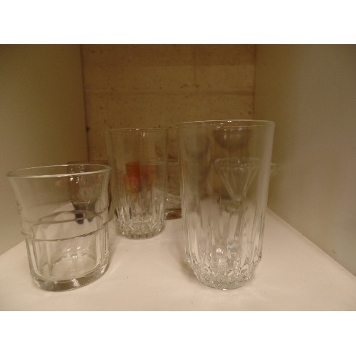 187 - 3 CUBES OF RETRO-VINTAGE LIQUEUR/SHOT/TUMBLER ETC DRINKING GLASSES