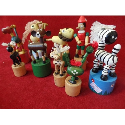 133 - COLLECTION OF 9 X VINTAGE WOODEN PUSH-PUPPETS, INC PINOCCHIO, A LION, ZEBRA ETC ETC.