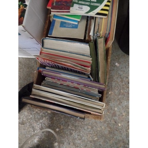 136 - WOODEN BOX CONTAINING VINTAGE BOOKS/ANNUALS ETC. INC CAPTAIN SCARLET, MONKEES, WHAM, ETC