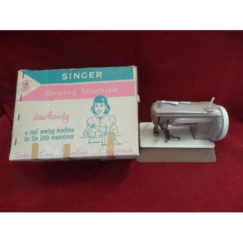 153 - VINTAGE-RETRO SINGER SEWING MACHINE. CHILDS 'SEWHANDY- A REAL SEWING MACHINE FOR THE LITTLE SEAMSTRE... 