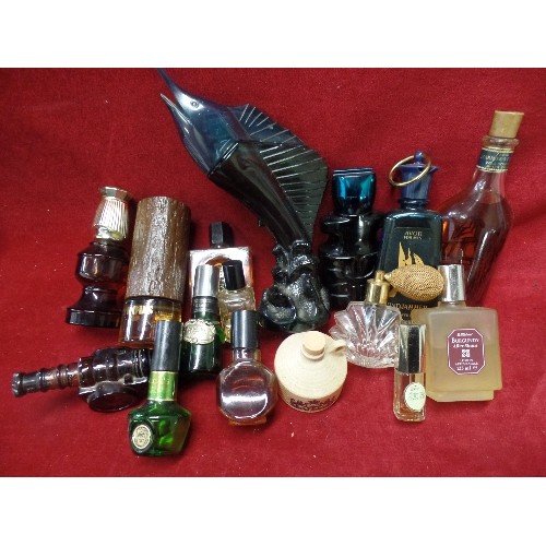 195 - COLLECTION OF VINTAGE SCENT & COSMETIC BOTTLES, INC BRUT 33, DENIM, SOME WITH CONTENTS.