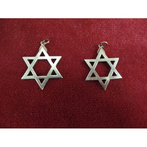 15 - TWO 9CT GOLD STAR OF DAVID  PENDANTS WEIGHT 7GR