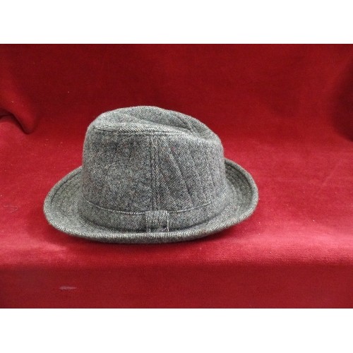 60 - CHRISTYS LONDON TRILBY HAT