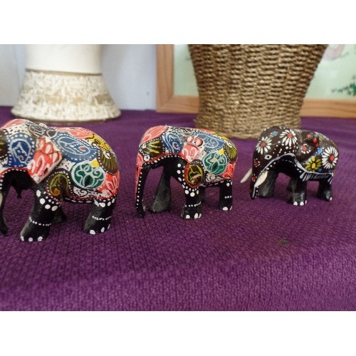 113 - DECORATIVE INDIAN ELEPHANT FAMILY/HERD. BRIGHTLY PAINTED.