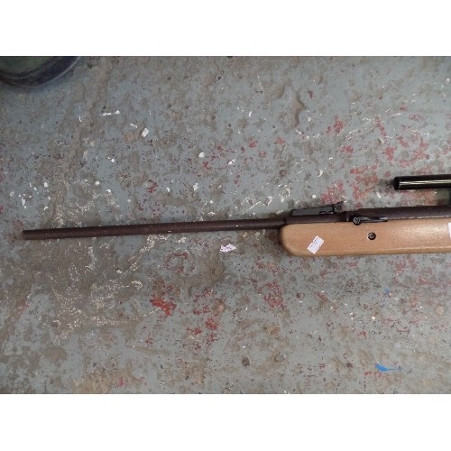 303 - .22 BSA AIR RIFLE, SPORTER AIR, WITH TELESCOPIC SIGHTS.