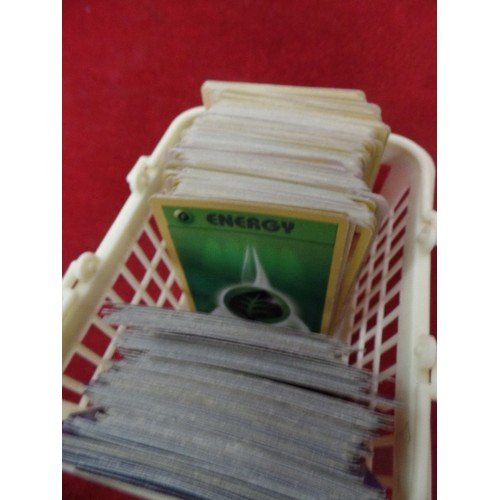 320 - BASKET WOTC POKEMON CARDS. BASE SET, TEAM ROCKET, FOSSIL, JUNGLE, GYM HEROES ETC