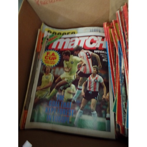 144 - VINTAGE FOOTBALL/SOCCER INTEREST. A STACK OF 1970'S/80'S 'GOAL' & 'MATCH' WEEKLY MAGAZINES.