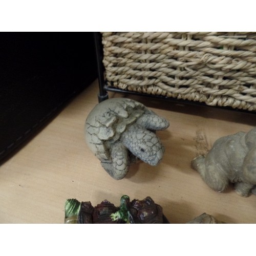 216 - CERAMIC/RESIN ELEPHANTS, DINOSAURS, TURTLES.