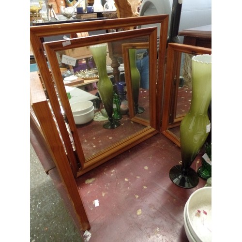 250 - TRIPLE SECTION DRESSING TABLE/ TOILET MIRROR.