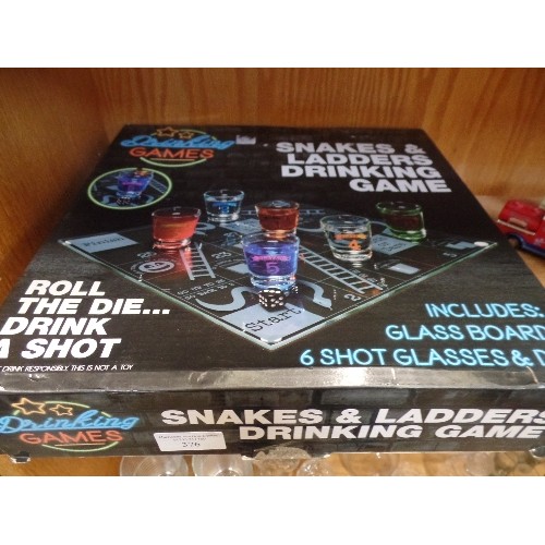 376 - SNAKES AND LADDERS DRINKING GAME. ORIGINAL BOX. 'ROLL THE DICE-DRINK A SHOT'