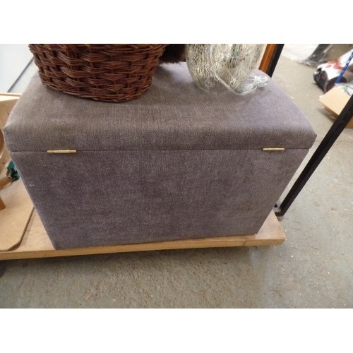 362 - SMALL GREY DRALON COVERED BLANKET BOX, CONTAINING MIXED ITEMS, INC VINTAGE FUR/LEATHER GLOVES, OLD W... 