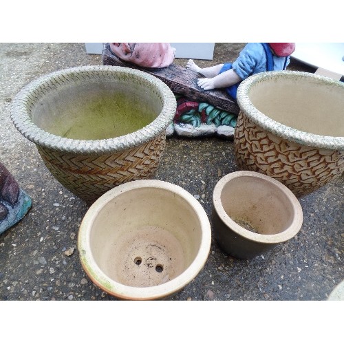 510 - 2 LARGE BROWN GLAZED GARDEN POTS PLUS 2 SMALLER POTS