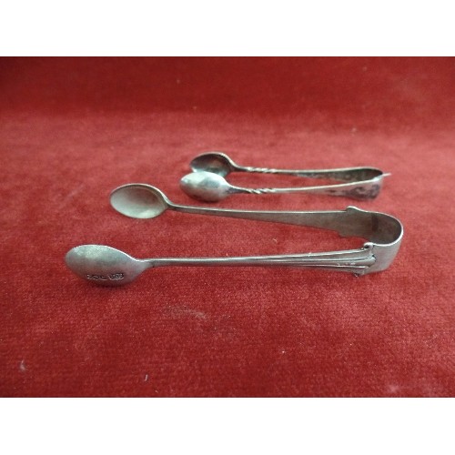 27 - 2 SILVER SUGAR NIPS, SHEFFIELD 1921 ROBERT PRINGLE, SHEFFIELD 1904 THOMAS BRADBURY - 32 GRAMS