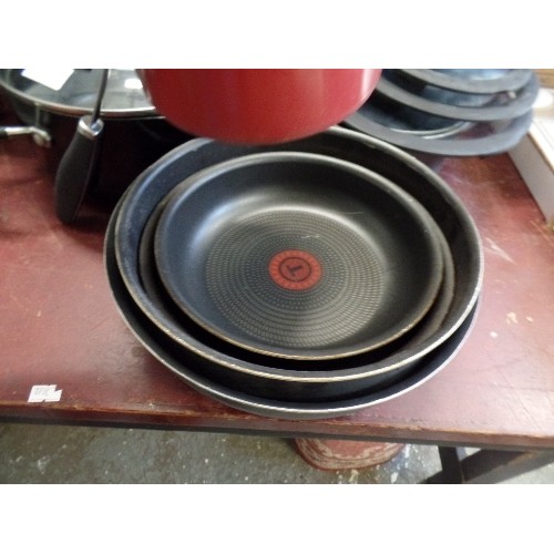 233 - SET OF TEFAL PANS WITH LIDS AND HANDLE.