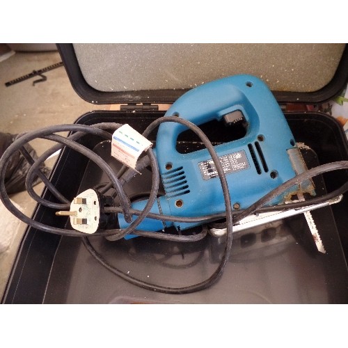 284 - POWERBASE JIG-SAW. MODEL 714524. IN CARRY CASE.