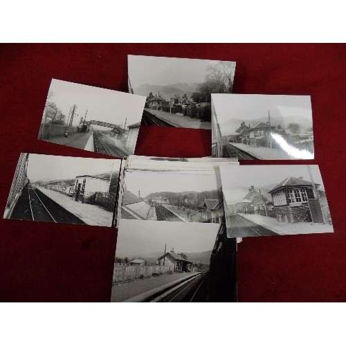 286 - TRAIN/RAILWAY INTEREST. VINTAGE B&W PHOTOGRAPHS. SCOTTISH STATIONS AND THE HIGHLAND LINE FROM 1913. ... 