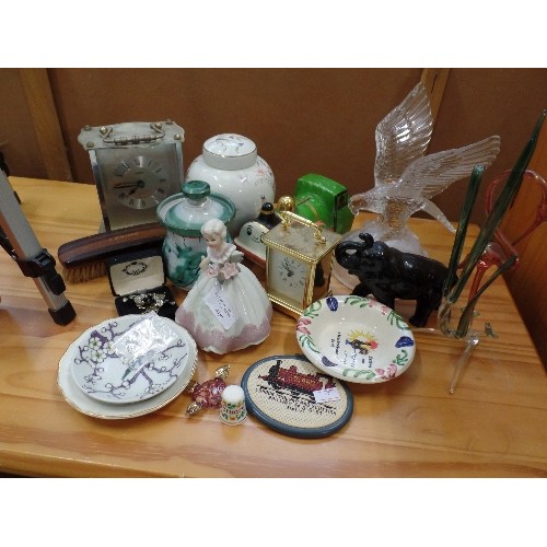 406 - MIXED CERAMIC AND GLASS LOT. INC CERAMIC TRINKET BOWLS, FIGURINES, CARRIAGE CLOCK, MURANO ETC