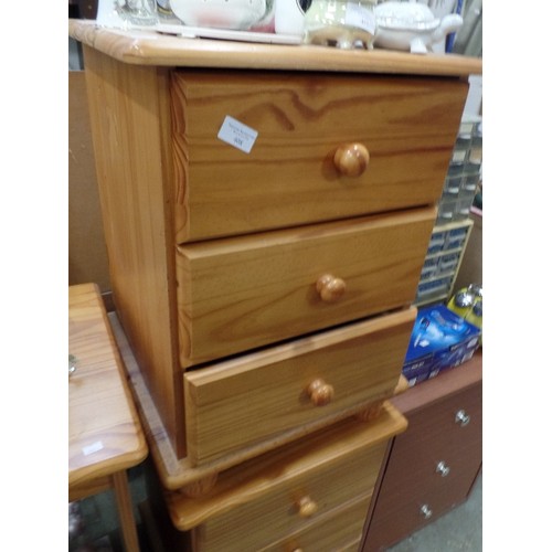 408 - PAIR OF PINE BEDSIDE/3 DRAWER CABINETS. MATCH LOT 407. 46CM W