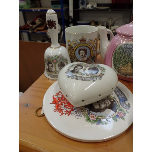 410 - ROYAL COMMEMORATIVE CERAMIC ITEMS. MUGS, BELLS, LIDDED TRINKET POTS.